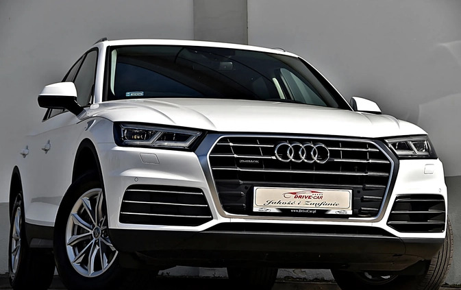 Audi Q5 cena 139800 przebieg: 82000, rok produkcji 2020 z Łask małe 742